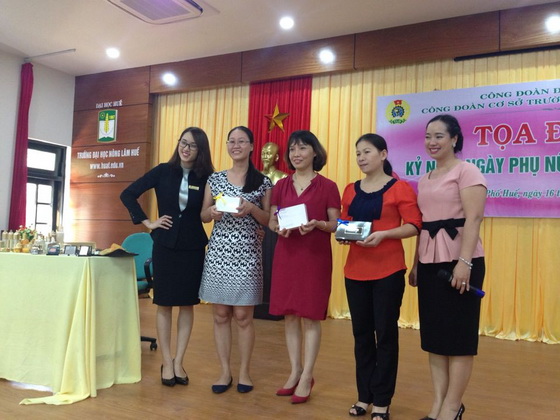 The Seminar on Vietnamese Women‘s Day