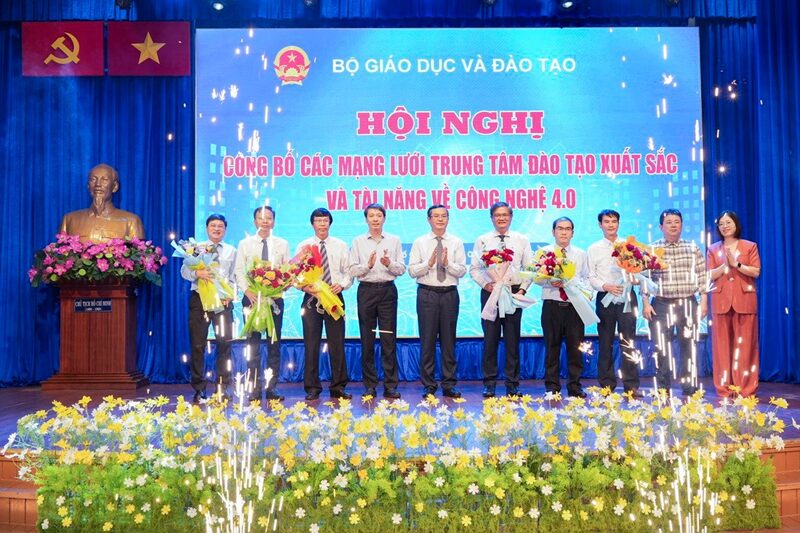 DANG 06 MANG LUOI