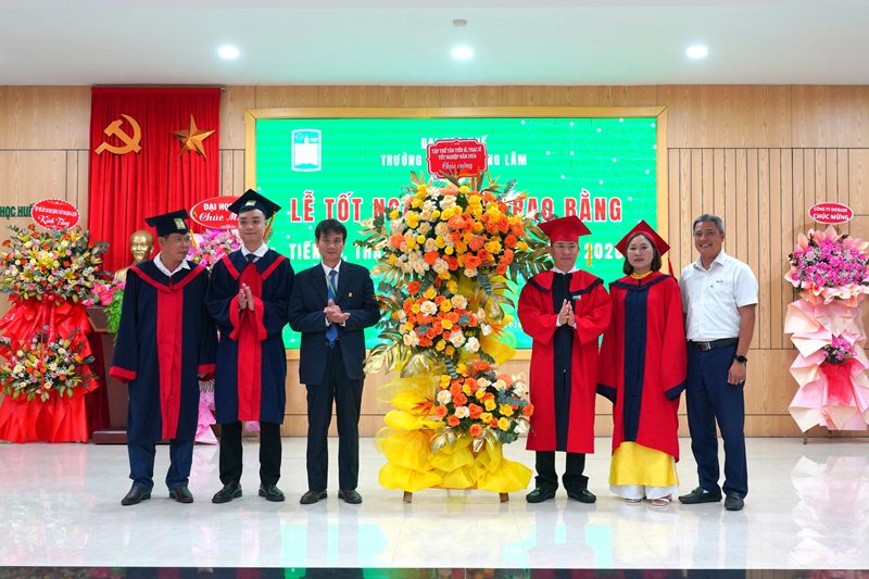 030726 Tang hoa