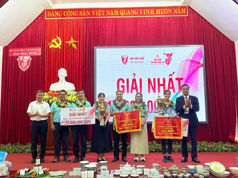280626 Giai nhat